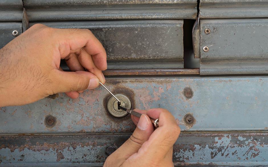 service serrurier prix changement serrure Mantes-la-Jolie